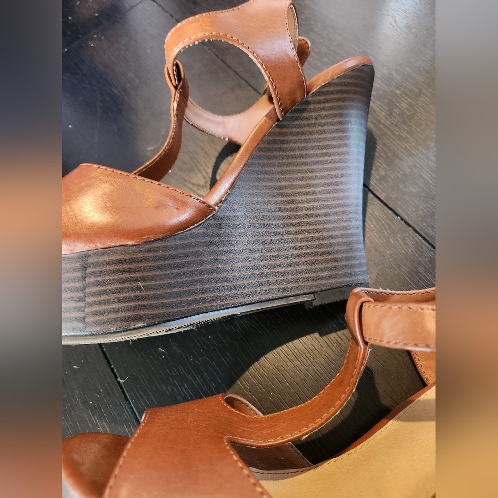 Candie's Wedge Shoe Great Conditon - Picture 5 of 8